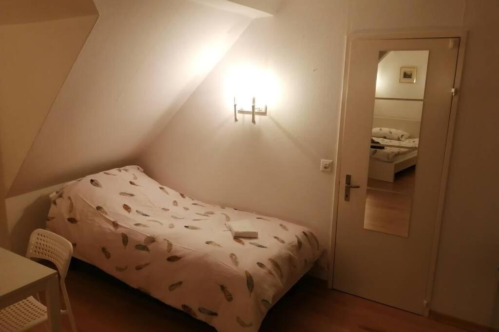 Апартаменты Studio F Am Barfusserplatz Central Old Town Базель Экстерьер фото